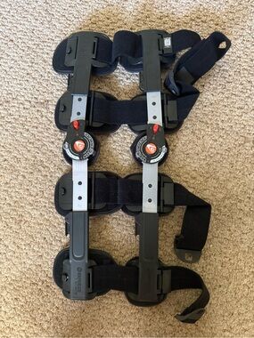 Breg T Scope Premier Post-Op Hinged Knee Brace ROM Universal Adjustable